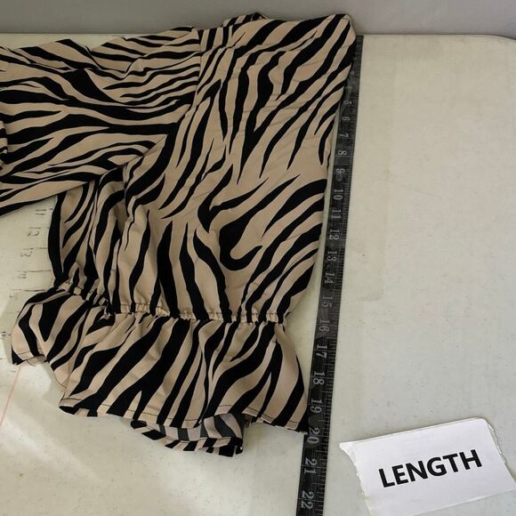 Sanctuary Zebra Print Peplum Top Women's XS V Neck Blouse Y2K Boho Chic Party - Picture 6 of 10
